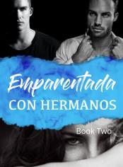 Emparentada con hermanos
